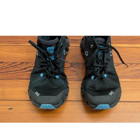 ON CLOUD Womens  Helion Black Cloudtec Athletic Running Shoes US 7 - Picture 3 of 10